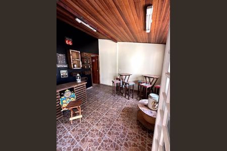 Casa à venda com 3 quartos, 290m² em Ivoturucaia, Jundiaí