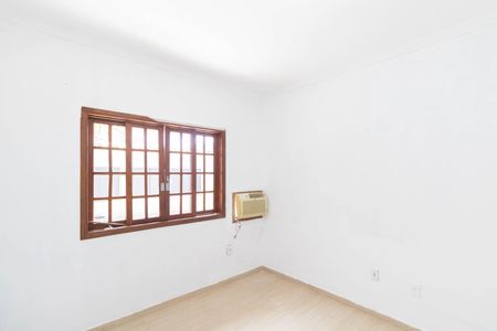 Casa para alugar com 100m², 3 quartos e sem vagaQuarto 2