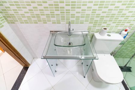 Casa para alugar com 100m², 3 quartos e sem vagaBanheiro Social