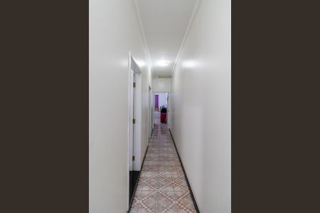 Casa para alugar com 200m², 3 quartos e 2 vagasCorredor