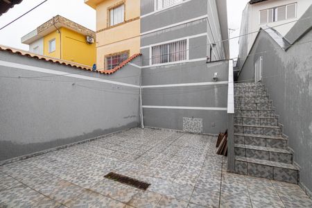Casa para alugar com 200m², 3 quartos e 2 vagasQuintal