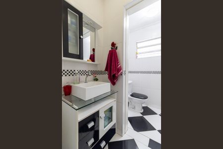 Casa para alugar com 200m², 3 quartos e 2 vagasLavabo