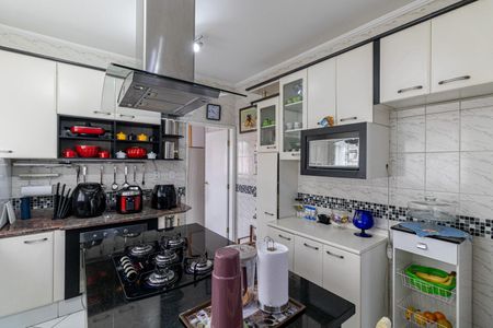 Casa para alugar com 200m², 3 quartos e 2 vagasCozinha