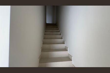 Casa à venda com 146m², 3 quartos e 4 vagasCorredor