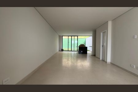 Casa à venda com 146m², 3 quartos e 4 vagasSala