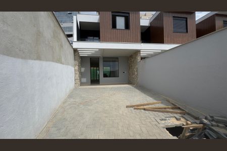 Casa à venda com 146m², 3 quartos e 4 vagasGaragem