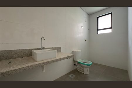 Casa à venda com 146m², 3 quartos e 4 vagasBanheiro