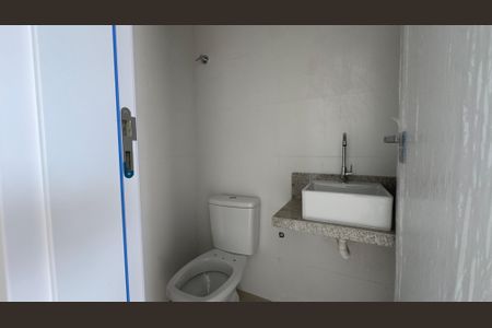 Casa à venda com 146m², 3 quartos e 4 vagasBanheiro