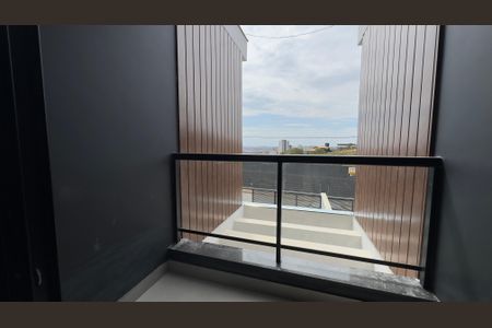 Casa à venda com 146m², 3 quartos e 4 vagasVista