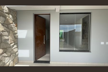 Casa à venda com 146m², 3 quartos e 4 vagasVista