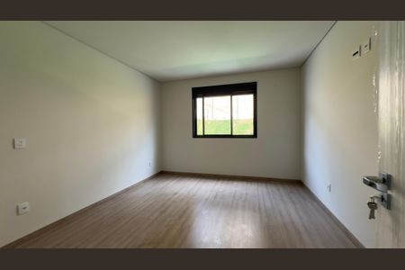 Casa à venda com 146m², 3 quartos e 4 vagasQuarto