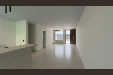 Casa à venda com 146m², 3 quartos e 4 vagasSala