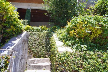 Casa à venda com 240m², 5 quartos e 2 vagasDeposito 