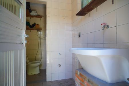 Casa à venda com 240m², 5 quartos e 2 vagasÁrea de Serviço