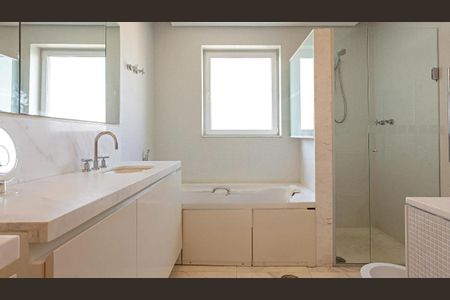 Apartamento à venda com 3 quartos, 700m² em Baixo Augusta, São Paulo