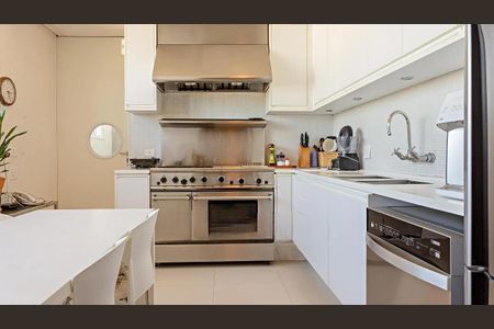 Apartamento à venda com 3 quartos, 700m² em Baixo Augusta, São Paulo