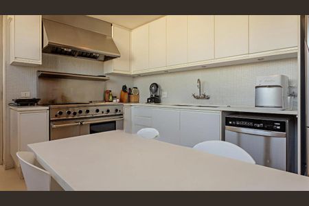 Apartamento à venda com 3 quartos, 700m² em Baixo Augusta, São Paulo