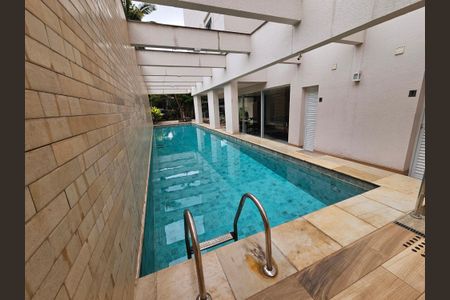 Apartamento à venda com 177m², 2 quartos e 3 vagasÁrea comum - Piscina