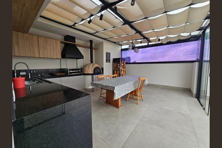 Apartamento à venda com 177m², 2 quartos e 3 vagasChurrasqueira
