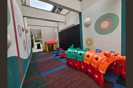 Apartamento à venda com 177m², 2 quartos e 3 vagasÁrea comum - Playground