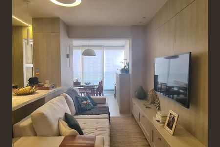 Apartamento à venda com 64m², 2 quartos e 1 vaga