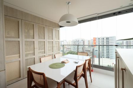 Apartamento à venda com 64m², 2 quartos e 1 vaga