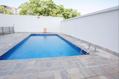 Apartamento à venda com 62m², 2 quartos e 1 vaga