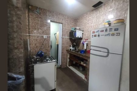 Casa à venda com 66m², 2 quartos e sem vaga