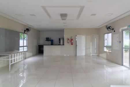 Apartamento para alugar com 47m², 2 quartos e 1 vagaÁrea comum - Salão de festas