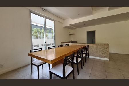 Apartamento à venda com 57m², 1 quarto e 1 vaga
