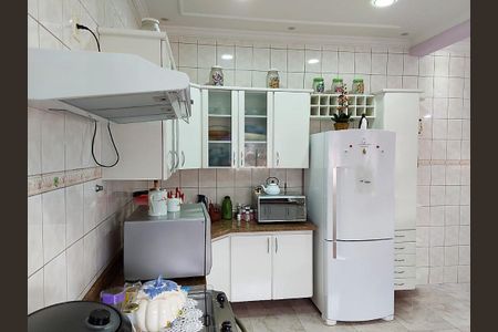 Casa à venda com 3 quartos, 168m² em Vila Lutécia, Santo André