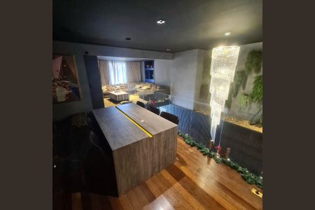 Apartamento à venda com 249m², 3 quartos e 3 vagas