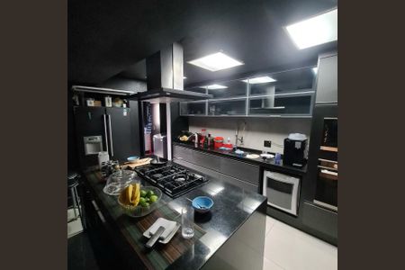 Apartamento à venda com 249m², 3 quartos e 3 vagas