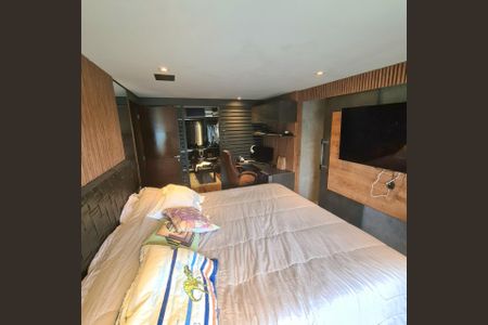 Apartamento à venda com 249m², 3 quartos e 3 vagas