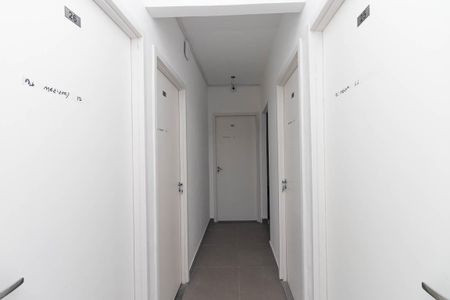 Corredor de casa para alugar com 1 quarto, 18m² em Vila Maria Baixa, São Paulo