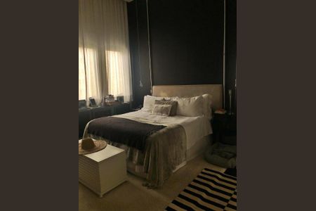 Apartamento à venda com 2 quartos, 158m² em Itaim Bibi, São Paulo