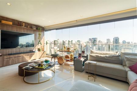 Apartamento à venda com 2 quartos, 103m² em Itaim Bibi, São Paulo
