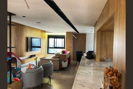 Apartamento à venda com 3 quartos, 206m² em Vila Olímpia, São Paulo