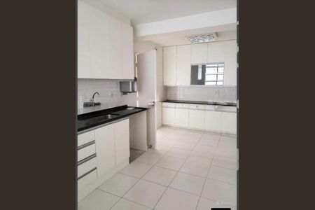 Apartamento para alugar com 160m², 3 quartos e 1 vaga