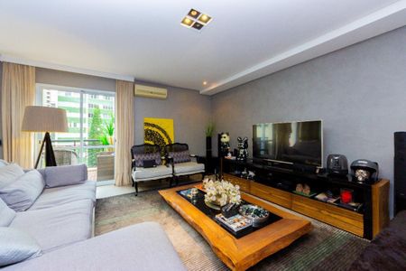 Apartamento à venda com 2 quartos, 163m² em Moema, São Paulo
