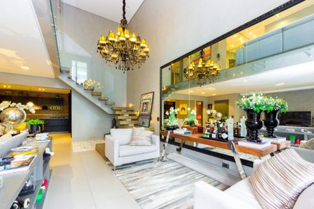 Apartamento à venda com 2 quartos, 163m² em Moema, São Paulo