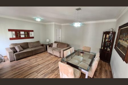 Apartamento à venda com 3 quartos, 111m² em Moema, São Paulo