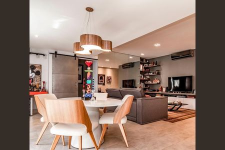 Apartamento à venda com 2 quartos, 213m² em Moema, São Paulo