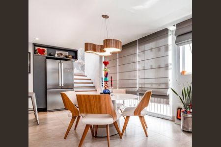 Apartamento à venda com 2 quartos, 213m² em Moema, São Paulo