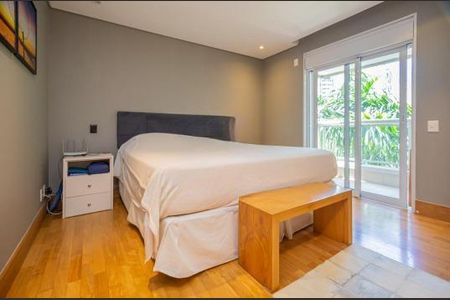 Apartamento para alugar com 2 quartos, 151m² em Vila Nova Conceição, São Paulo