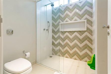 Apartamento à venda com 210m², 3 quartos e 3 vagas