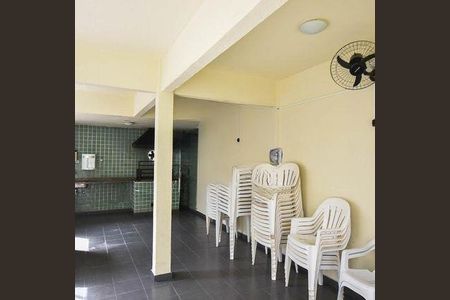 Apartamento à venda com 90m², 2 quartos e 2 vagas