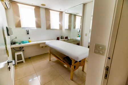 Apartamento à venda com 146m², 2 quartos e 2 vagas