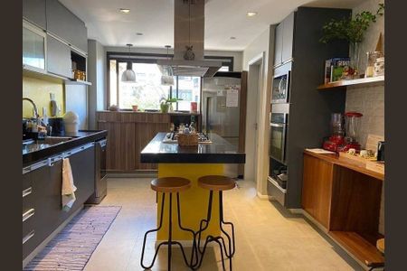 Apartamento à venda com 146m², 2 quartos e 2 vagas