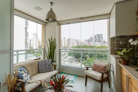 Varanda de apartamento à venda com 3 quartos, 154m² em Vila Olímpia, São Paulo